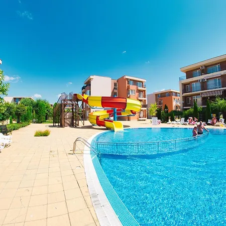 Nessebar And ساني بيتش